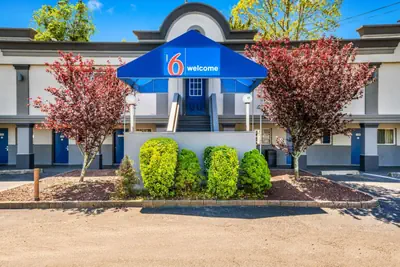 Photo 2 - Motel 6-Toms River, NJ