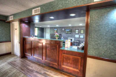 Photo 4 - Econo Lodge Helen