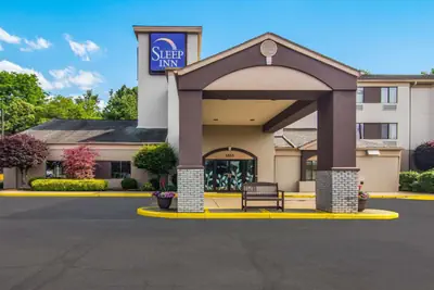 Photo 2 - Sleep Inn Austintown - Youngstown, West