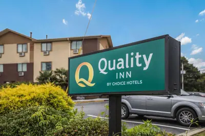 Photo 3 - Quality Inn Atlanta Airport-Central