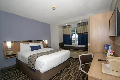 Photo 5 - Microtel Inn by Wyndham Greensboro