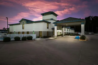 Photo 4 - Quality Inn Jacksonville near Little Rock Air Force Base