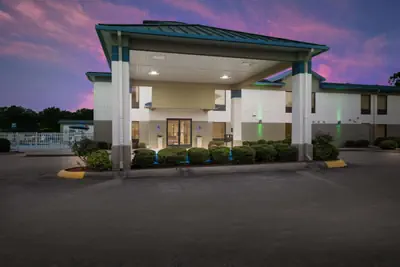 Photo 5 - Quality Inn Jacksonville near Little Rock Air Force Base