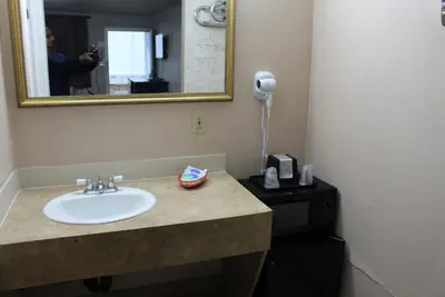 Photo 4 - Budgetel Inn & Suites Atlantic City