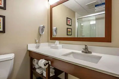Photo 2 - Comfort Inn Millersburg