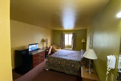 Photo 4 - Sunset Inn-Rolla