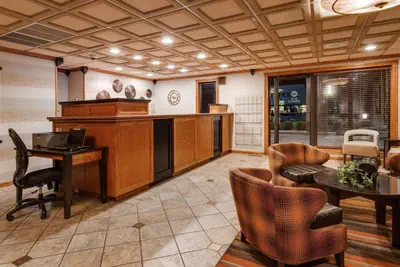 Photo 2 - Best Western Angus Inn