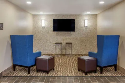Photo 3 - Quality Inn & Suites Spring Lake - Fayetteville near Fort Bragg