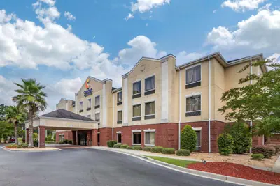 Photo 4 - Comfort Inn & Suites Statesboro - University Area