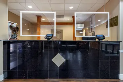 Photo 2 - Comfort Inn & Suites Statesboro - University Area
