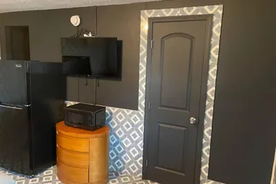 Photo 3 - Carole Motel