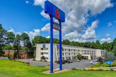 Photo 2 - Motel 6-Norcross, GA