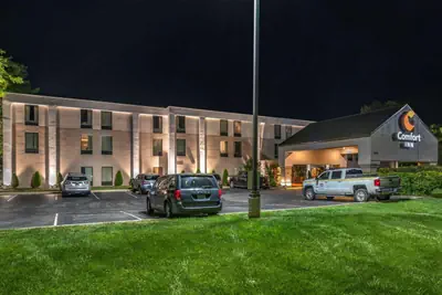Photo 3 - Comfort Inn Oxford - University Area