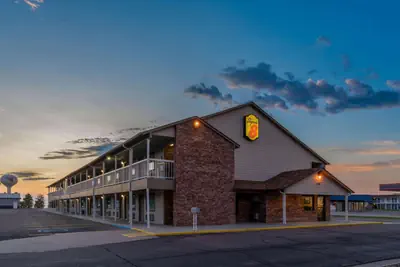 Photo 3 - Super 8 by Wyndham Goodland