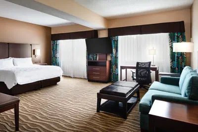 Photo 4 - Holiday Inn Hotel & Suites Overland Park-West by IHG