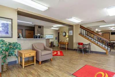 Photo 4 - Econo Lodge Sioux Center