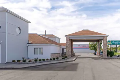 Photo 2 - Quality Inn Fairborn near Wright Patterson AFB