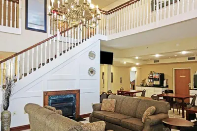 Photo 4 - Quality Inn & Suites Bellville - Mansfield