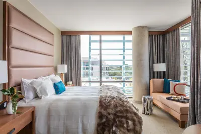 Photo 3 - Drey Hotel