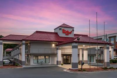 Photo 4 - Red Roof Inn Fayetteville I-95