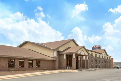 Photo 2 - AmericInn by Wyndham Ottumwa