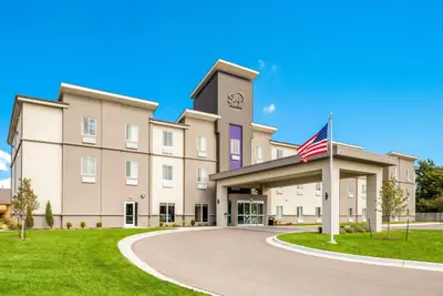 Photo 2 - Sleep Inn & Suites Park City-Wichita North