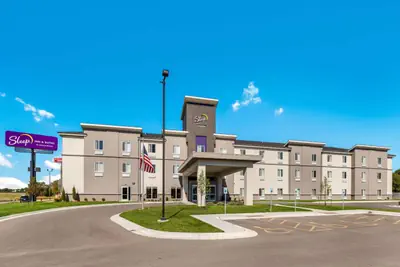Photo 3 - Sleep Inn & Suites Park City-Wichita North