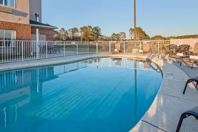 Photo 2 - Best Western Dothan Inn & Suites