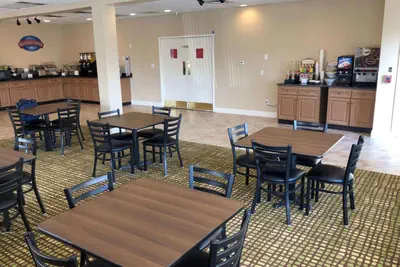 Photo 3 - Baymont by Wyndham Latham Albany Airport