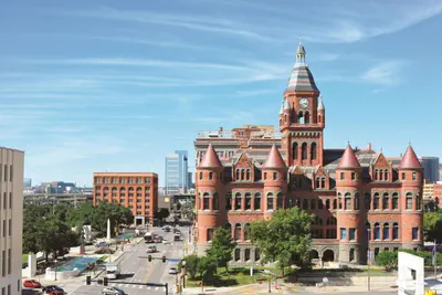 Photo 5 - Holiday Inn Express - Dallas Downtown by IHG
