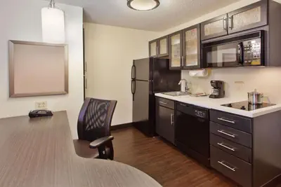 Photo 4 - Sonesta Simply Suites Philadelphia Mount Laurel