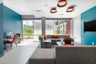 Photo 5 - avid hotel Summerville by IHG