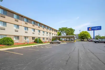 Photo 5 - Comfort Inn Rockford near Casino District