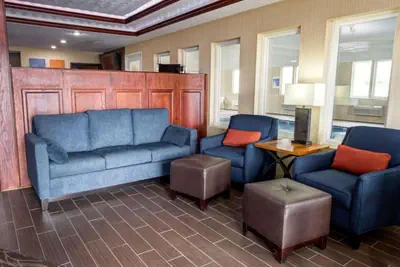 Photo 4 - Comfort Inn Kearney - Liberty