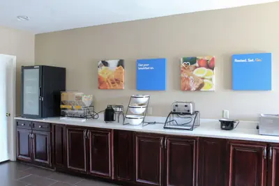 Photo 2 - Comfort Inn & Suites Fultondale Gardendale I-65