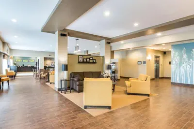 Photo 5 - Sleep Inn & Suites West Des Moines near Jordan Creek