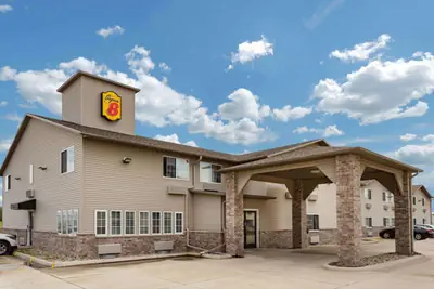 Photo 3 - Super 8 by Wyndham Fort Dodge IA