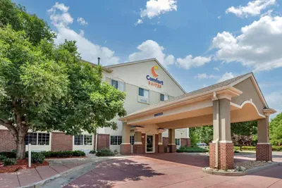 Photo 2 - Comfort Suites Fort Collins Near University