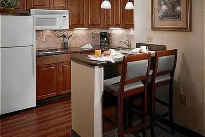 Photo 4 - Staybridge Suites North Brunswick by IHG