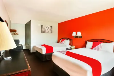 Photo 4 - OYO Hotel Texarkana North Heights AR Hwy I-30