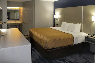Photo 4 - Quality Inn Scottsboro US-72-Lake Guntersville Area