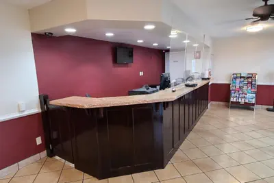 Photo 5 - Red Roof Inn Tifton