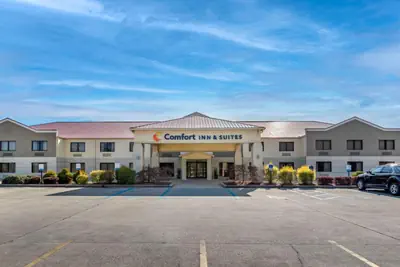 Photo 2 - Comfort Inn & Suites Leeds I-20