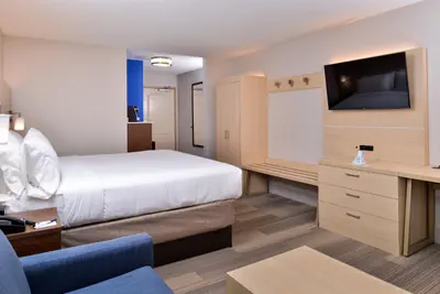 Photo 4 - Holiday Inn Express Hotel & Suites Cincinnati - Mason by IHG