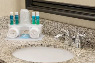 Photo 2 - Holiday Inn Express - Neptune by IHG