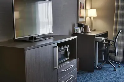 Photo 3 - Holiday Inn Express Sidney by IHG