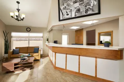 Photo 4 - Super 8 by Wyndham Liberal KS