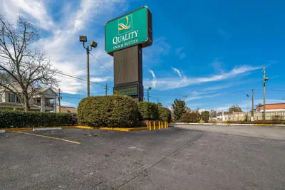 Photo 2 - Quality Inn & Suites Conference Center Statesboro Historic District