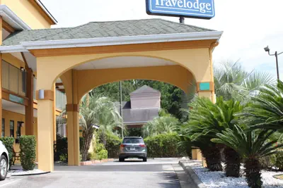 Photo 2 - Savannah Inn - Savannah I-95 North
