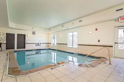 Photo 3 - Sleep Inn & Suites Fort Scott